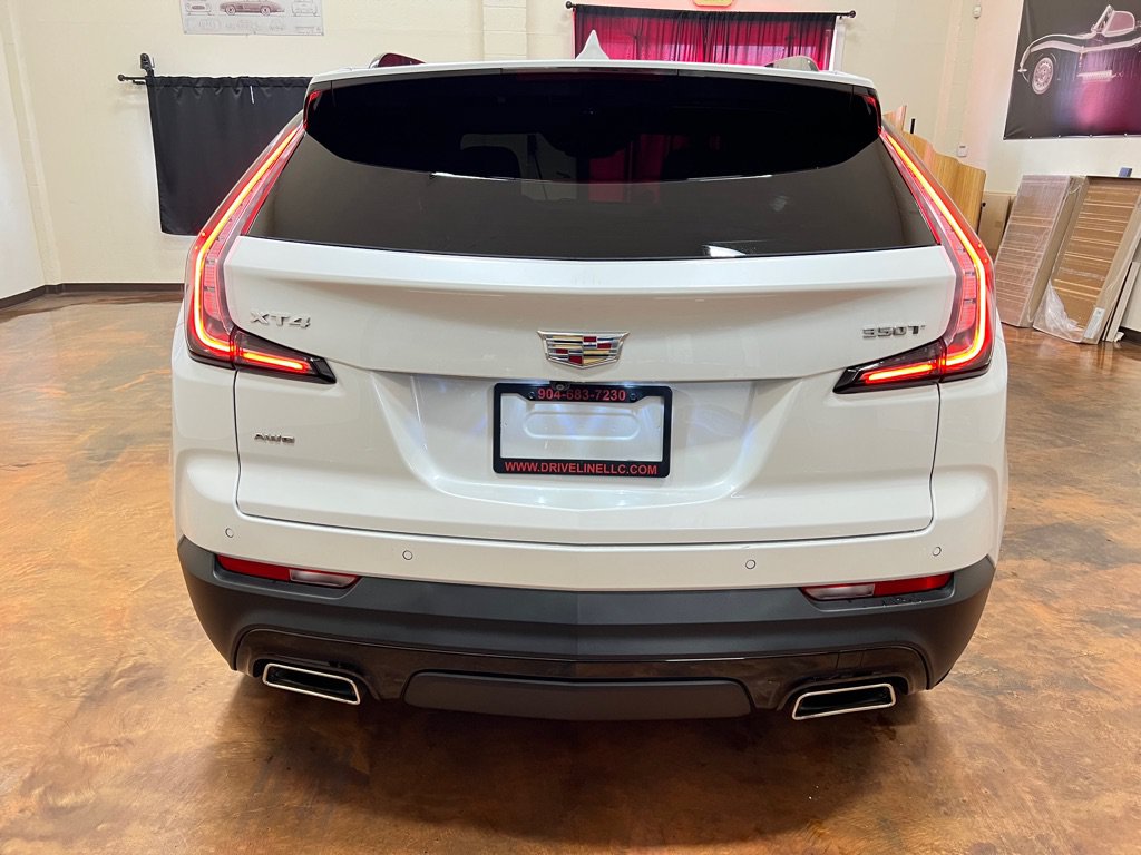 Used 2023 Cadillac XT4 Sport w/ Driver Assist Package AWD/4WD image 8