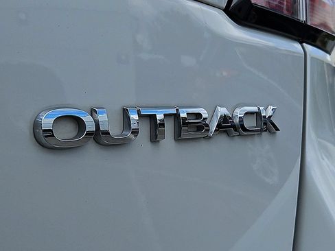 Used 2023 Subaru Outback Premium AWD/4WD image 30