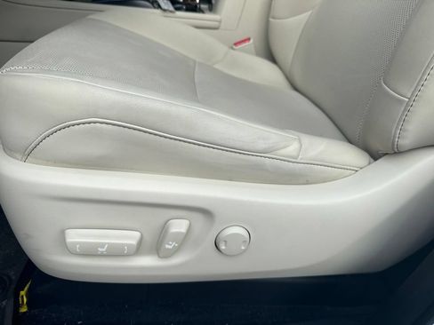 Used 2021 Lexus GX 460 Premium w/ Premium Package AWD/4WD image 13