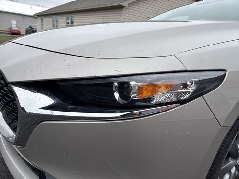 Used 2025 MAZDA MAZDA3 s image 9