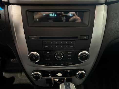 Used 2010 Ford Fusion SE image 21