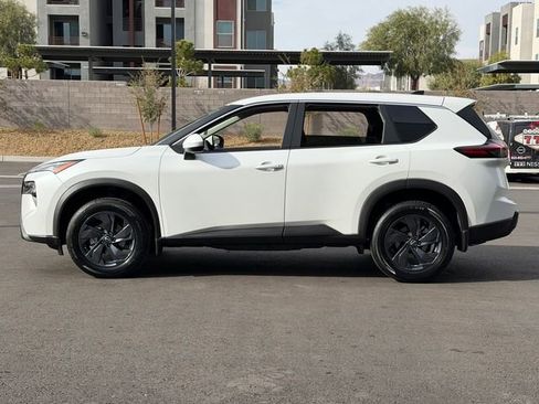 New 2026 Nissan Rogue SV FWD image 2