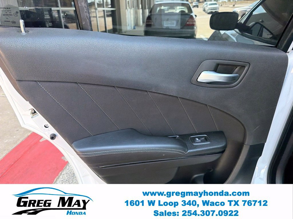 Used 2022 Dodge Charger SXT w/ Blacktop Package RWD image 22