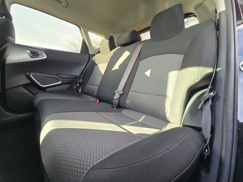Used 2021 Kia Soul LX image 13