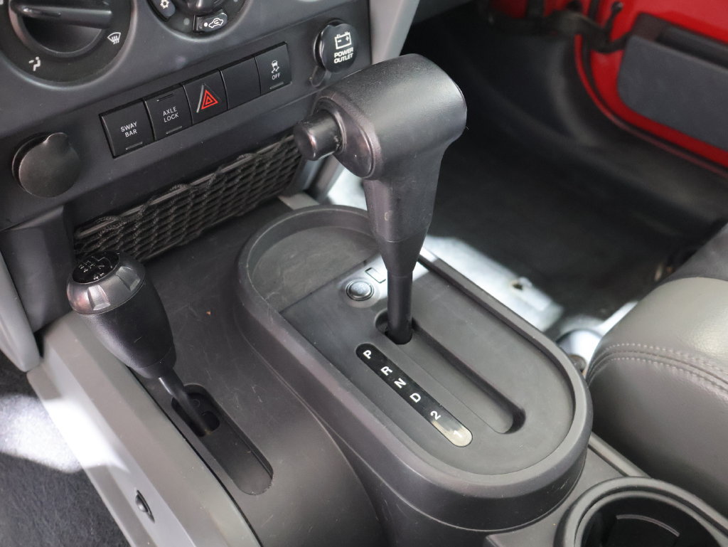 Used 2010 Jeep Wrangler Unlimited Rubicon w/ Dual Top Group AWD/4WD image 24