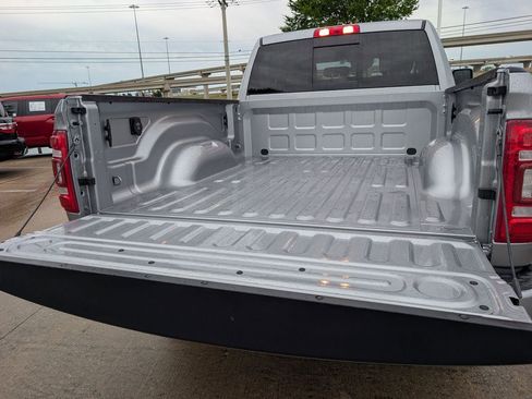 Used 2024 RAM 2500 Laramie w/ Safety Group AWD/4WD image 28