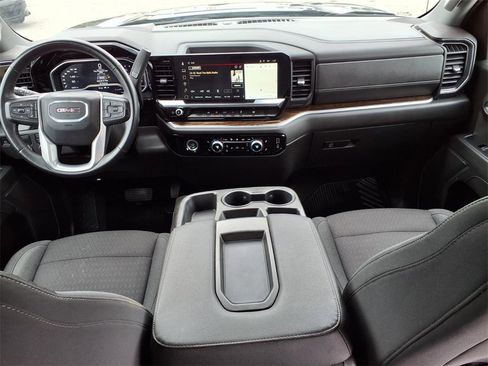 Used 2023 GMC Sierra 1500 SLE image 18