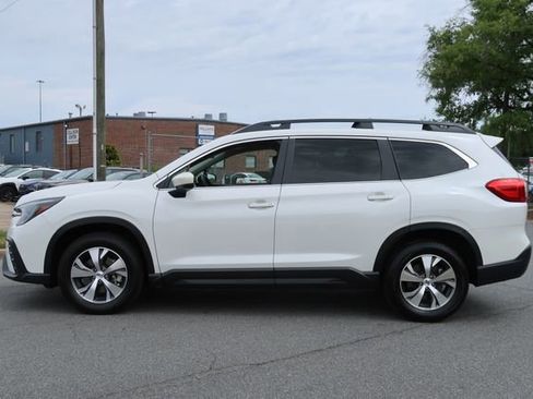 Certified 2024 Subaru Ascent Premium w/ Convenience Package AWD/4WD image 5