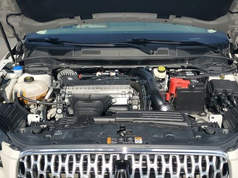 Certified 2023 Lincoln Corsair Standard w/ Equipment Group 101A image 8