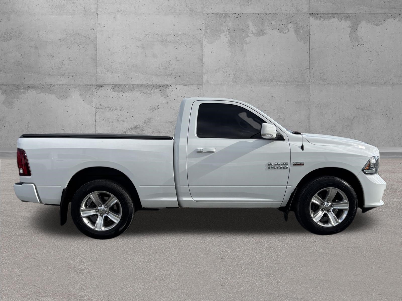 Used 2015 RAM 1500 Sport w/ Remote Start & Security Group AWD/4WD image 9