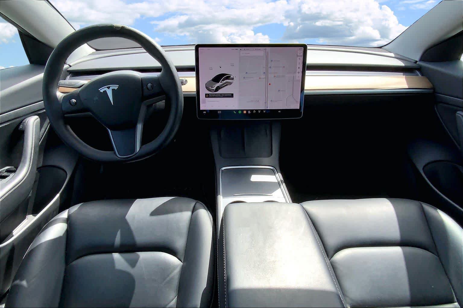 Used 2021 Tesla Model 3 Standard Range Plus RWD image 10