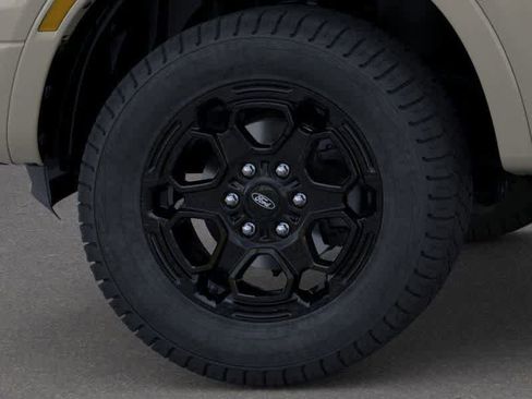 New 2026 Ford Ranger XLT w/ Equipment Group 301A High image 19