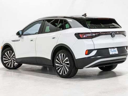 Used 2023 Volkswagen ID.4 Pro S Plus AWD/4WD image 27