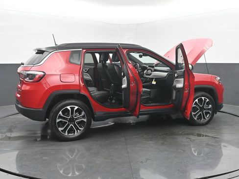 Used 2024 Jeep Compass Limited AWD/4WD image 56