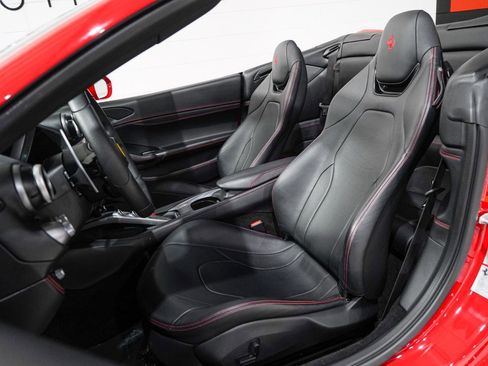 Used 2020 Ferrari Portofino image 14