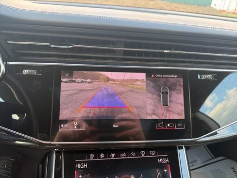 Used 2019 Audi Q8 Prestige AWD/4WD image 17