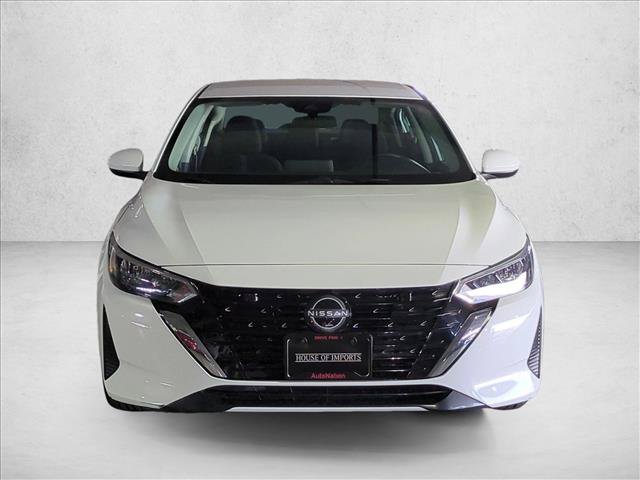 Used 2025 Nissan Sentra SV FWD image 2
