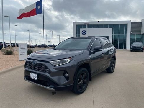 Used 2021 Toyota RAV4 XSE AWD/4WD image 1