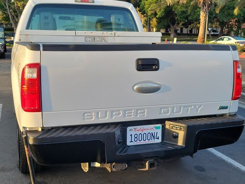 Used 2011 Ford F250 XL AWD/4WD image 5