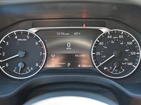 Used 2023 Nissan Rogue S FWD image 19