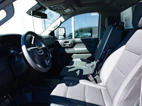 New 2026 GMC Sierra 2500 Pro w/ 1SA Pro Safety Plus Package image 15