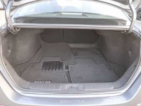 Used 2024 Nissan Sentra SV image 25