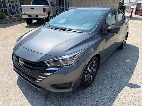 Used 2024 Nissan Versa S w/ S Plus Package FWD image 2