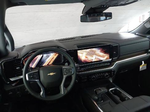 New 2026 Chevrolet Silverado 1500 LT w/ All Star Edition Plus AWD/4WD image 5