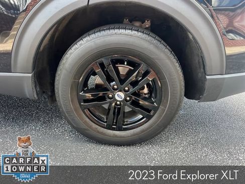 Used 2023 Ford Explorer XLT w/ Equipment Group 202A AWD/4WD image 28
