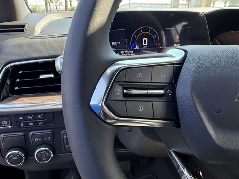 New 2026 Chevrolet Suburban Premier w/ Sun And Tow Package image 29