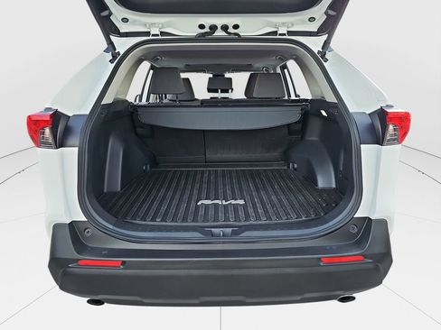 Certified 2024 Toyota RAV4 XLE image 21