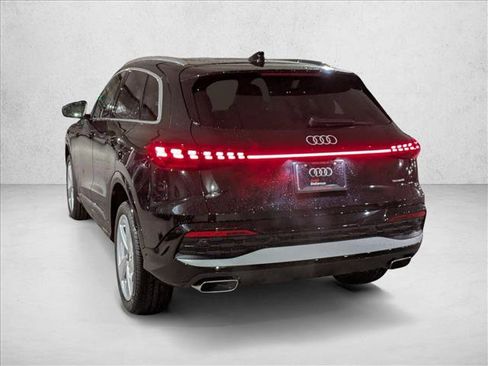 New 2025 Audi Q5 Premium Plus image 8