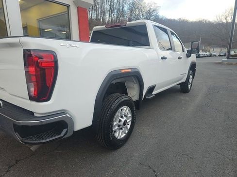 New 2026 GMC Sierra 2500 Pro w/ Convenience Package AWD/4WD image 8