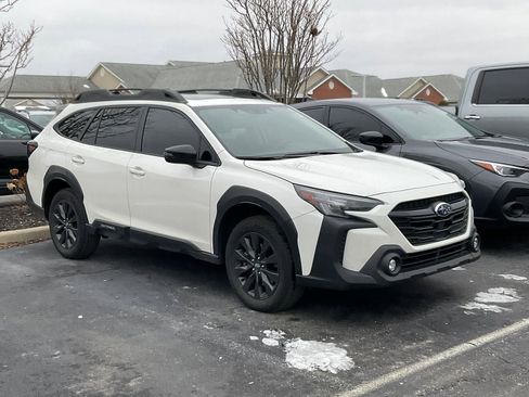 Certified 2025 Subaru Outback Onyx Edition image 31