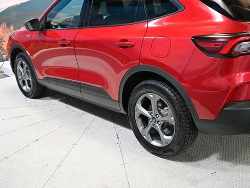Used 2025 Ford Escape ST-Line Select AWD/4WD image 7