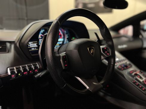 Used 2012 Lamborghini Aventador LP 700-4 image 29