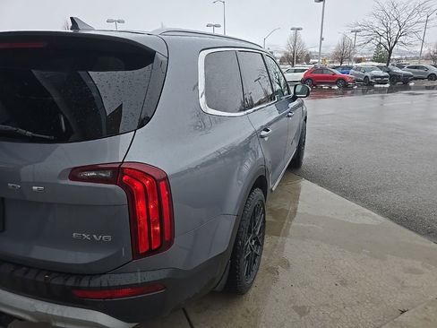 Used 2020 Kia Telluride EX image 5