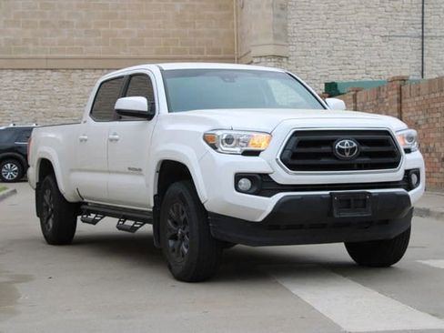 Used 2023 Toyota Tacoma SR5 image 2