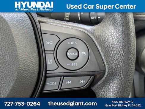 Used 2024 Toyota RAV4 AWD Hybrid image 33