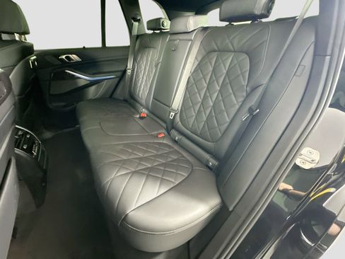 New 2026 BMW X5 xDrive50e w/ Executive Package image 25