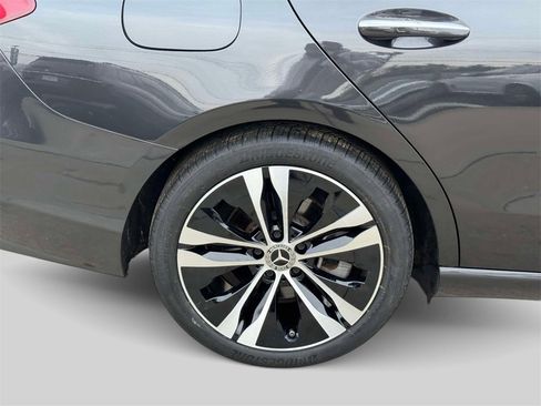 Used 2022 Mercedes-Benz C 300 4MATIC Sedan image 7