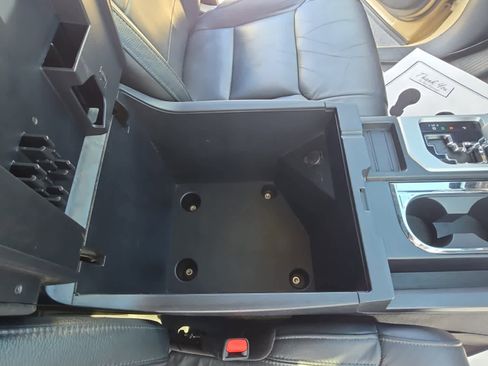 Used 2017 Toyota Tundra Limited w/ Limited Premium Package image 44