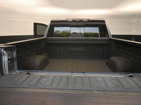 Used 2020 GMC Sierra 1500 AT4 w/ AT4 Premium Package AWD/4WD image 11