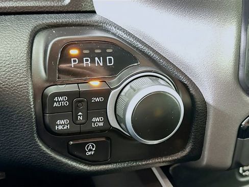 Used 2022 RAM 1500 Big Horn AWD/4WD image 17