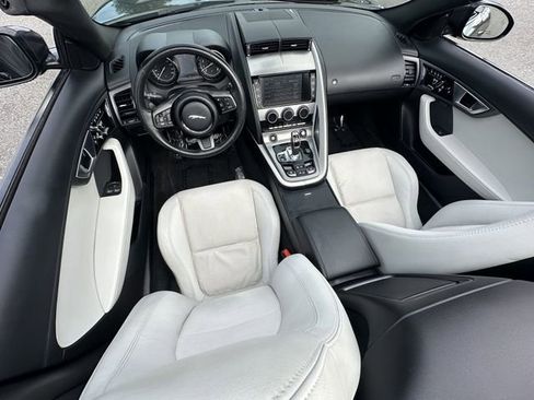 Used 2016 Jaguar F-TYPE Convertible RWD image 12