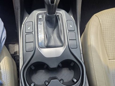 Used 2014 Hyundai Santa Fe GLS FWD image 35