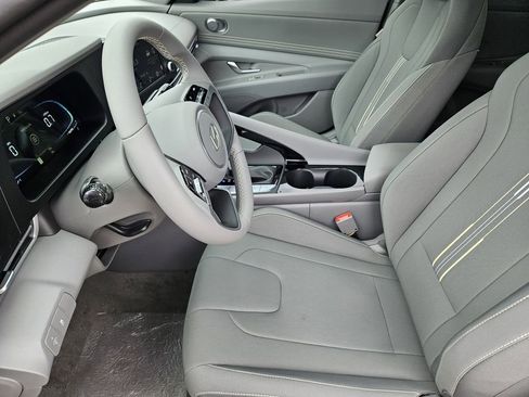 New 2026 Hyundai Elantra SEL Sport Premium w/ Cargo Package FWD image 13