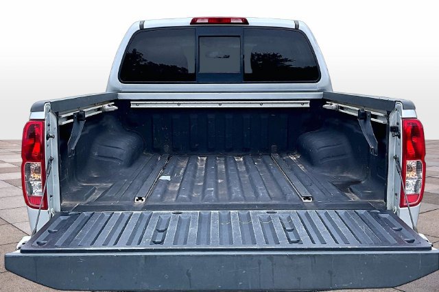 Used 2019 Nissan Frontier SV w/ Value Truck Package RWD image 20
