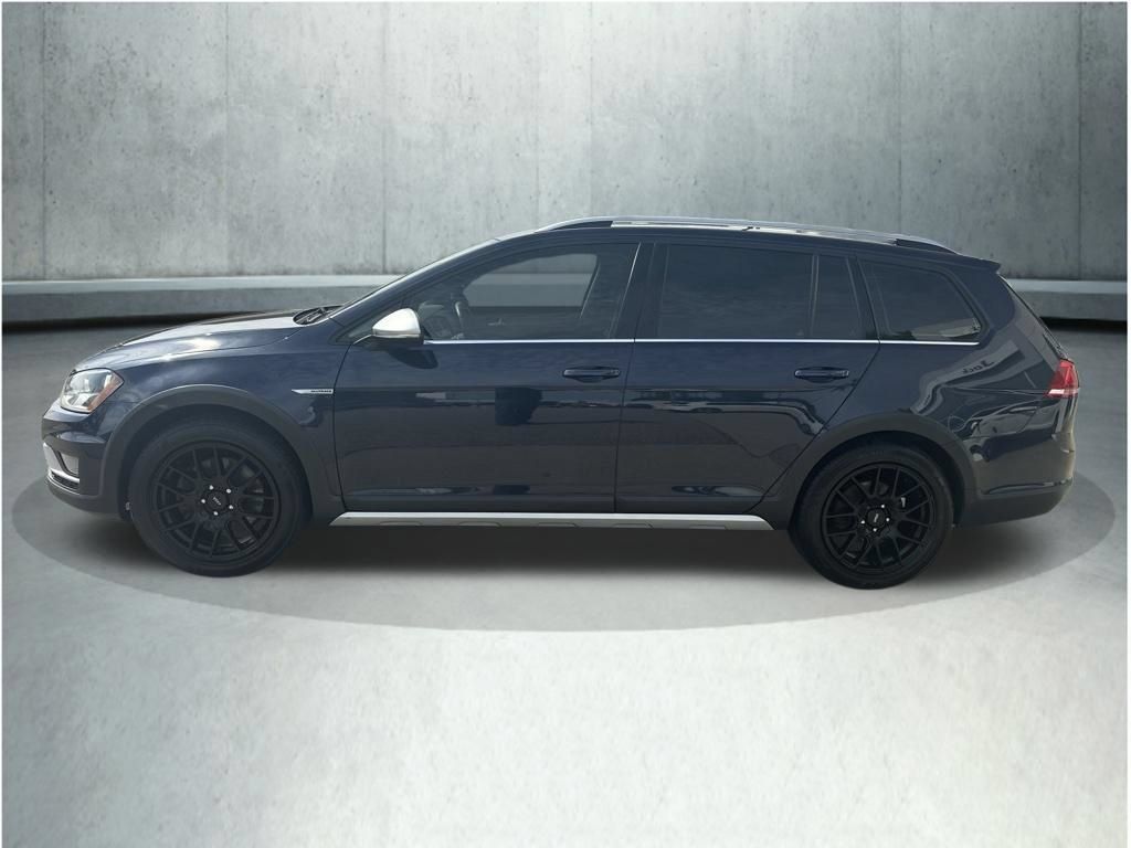Used 2017 Volkswagen Golf Alltrack S AWD/4WD image 2