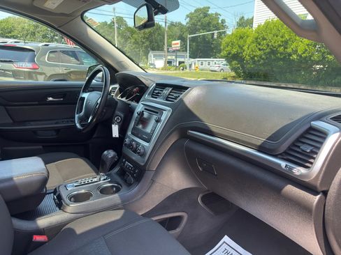 Used 2016 GMC Acadia SLE AWD/4WD image 23